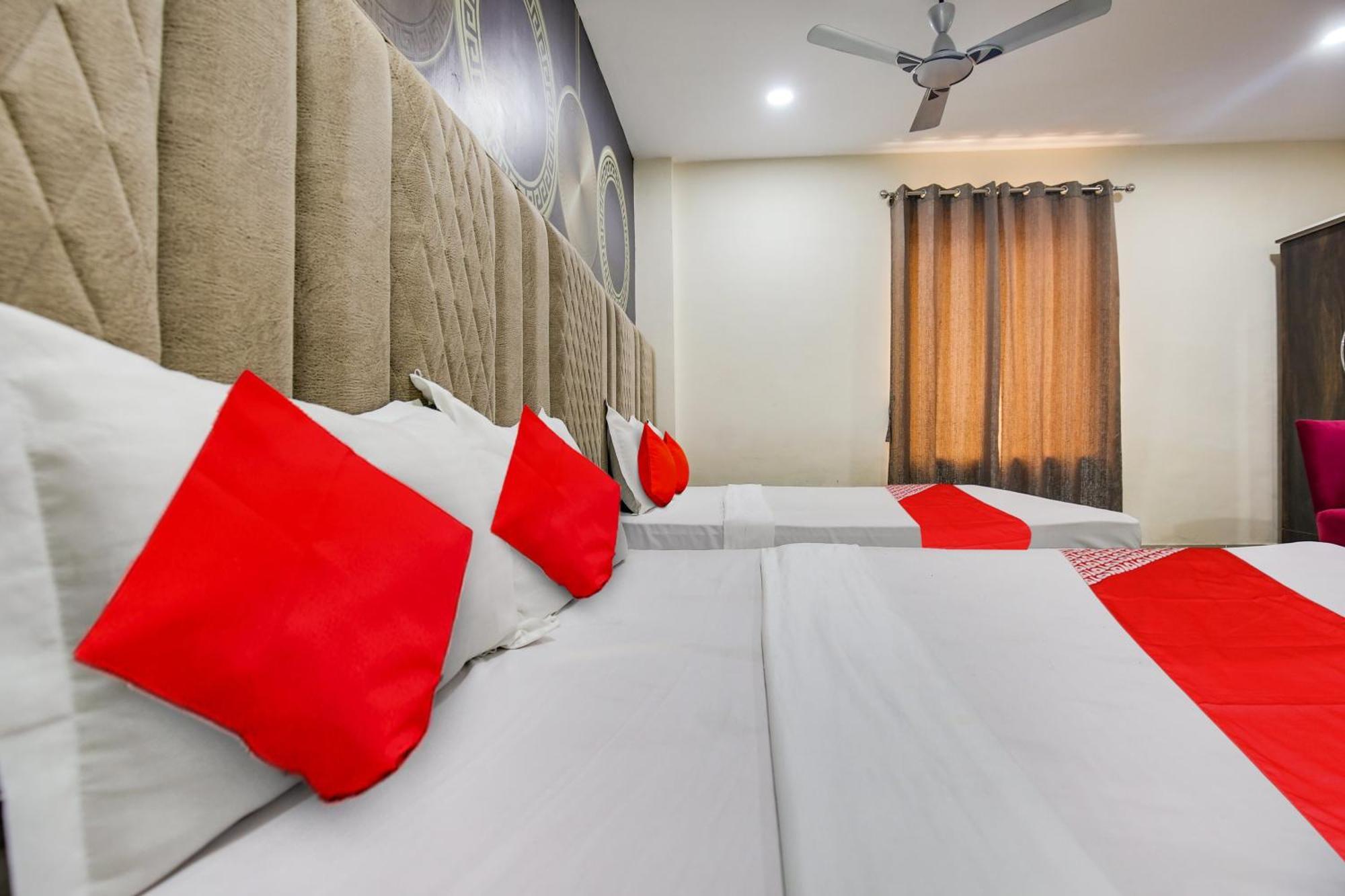 Oyo King Residency Hotel Ludhiana Exterior photo